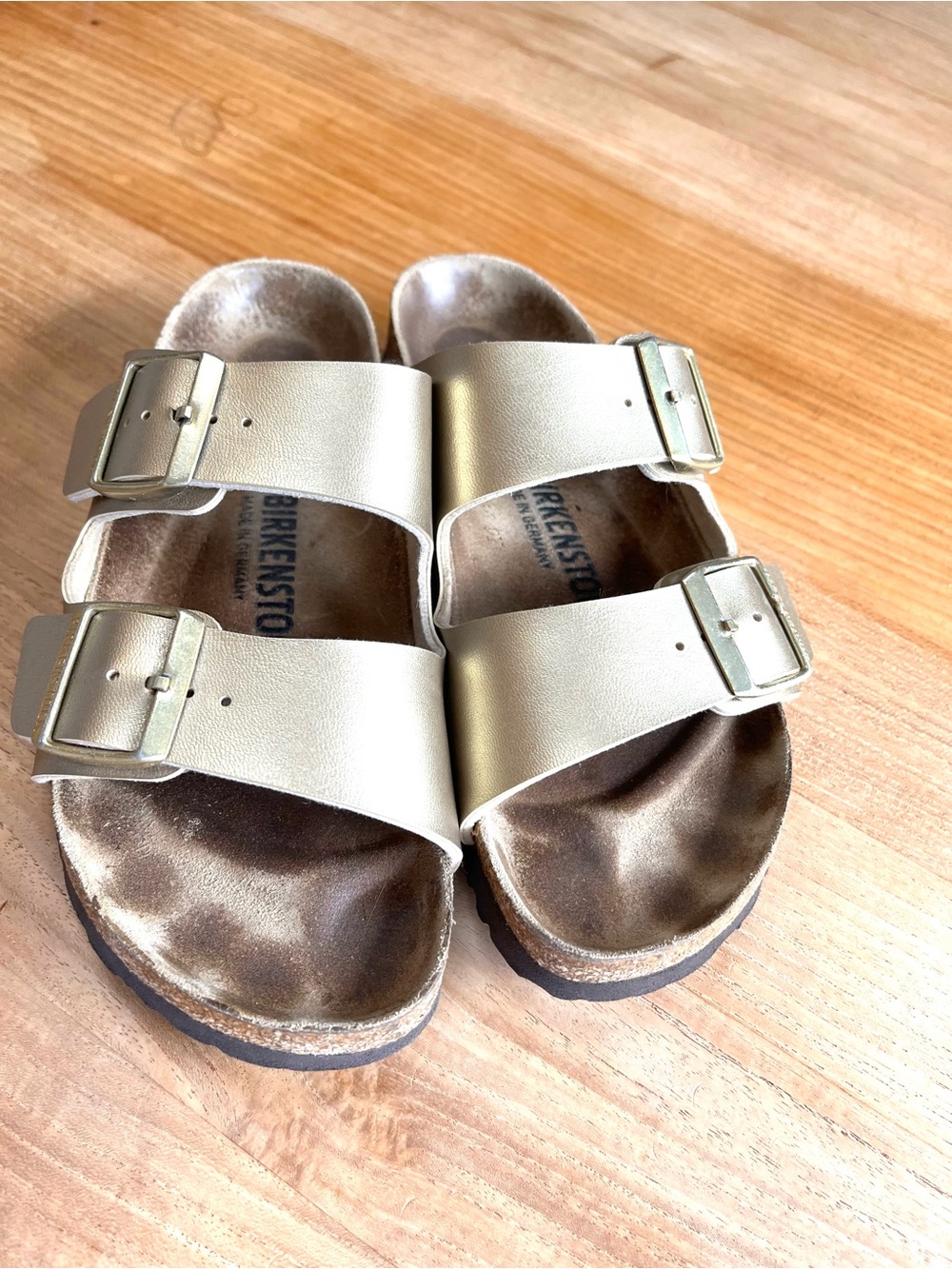 Birkenstock Arizona Birko-Flor Gold Sandals with Metal Buckles Size 37 US 6.5